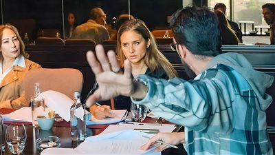 نيللي كريم تشارك جمهورها صورة من كواليس مسلسل علي قد الحب 