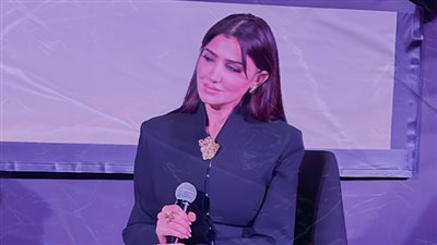 مى عمر : لا أهتم بإنتقادات السوشيال ميديا