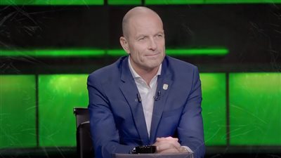 توروب : العمل تحت ضغط بالأهلي أساس النجاح وجودة اللاعبين أهم من السن