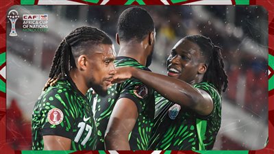  انفراجة قبل القمة .. الحكومة النيجيرية تتدخل لإنهاء أزمة مكافآت المنتخب 