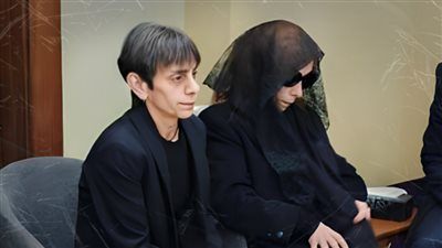 بالصور .. فيروز من تشييع جنازة نجلها الأصغر هلي الرحباني