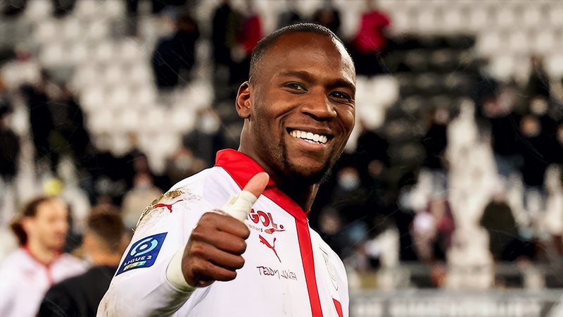 مصطفى سنجاري