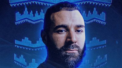 بنزيما ينتقل إلى الهلال السعودي رسمياً 