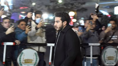 بالصور  .. أبرز حضور عزاء والد علا رشدي