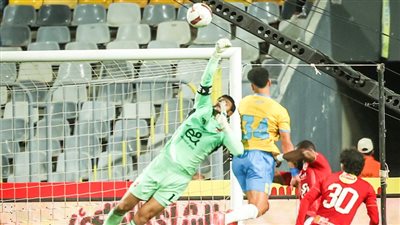 الأهلى يهزم الإسماعيلى بثنائية نظيفة فى الدورى 