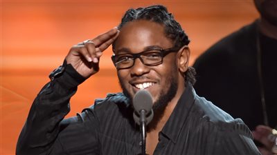 كندريك لامار يتصدر ترشيحات جرامي 2026 ومنافسة قوية في ليلة الموسيقى الأهم عالميًا