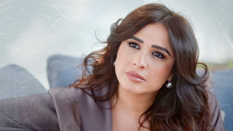 ياسمين عبدالعزيز