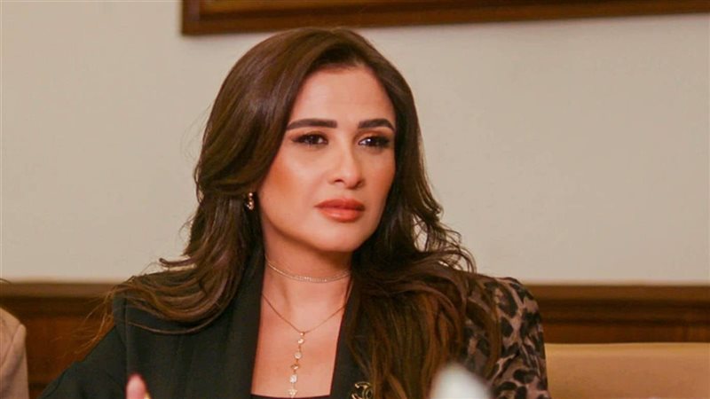 ياسمين عبدالعزيز