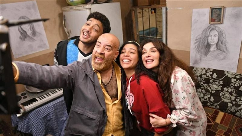 أبطال فيلم فاميلي