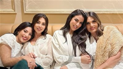 يسرا ودرة وياسمين رئيس ودنيا سامي تقدمن أغنية فيتو في الست لما