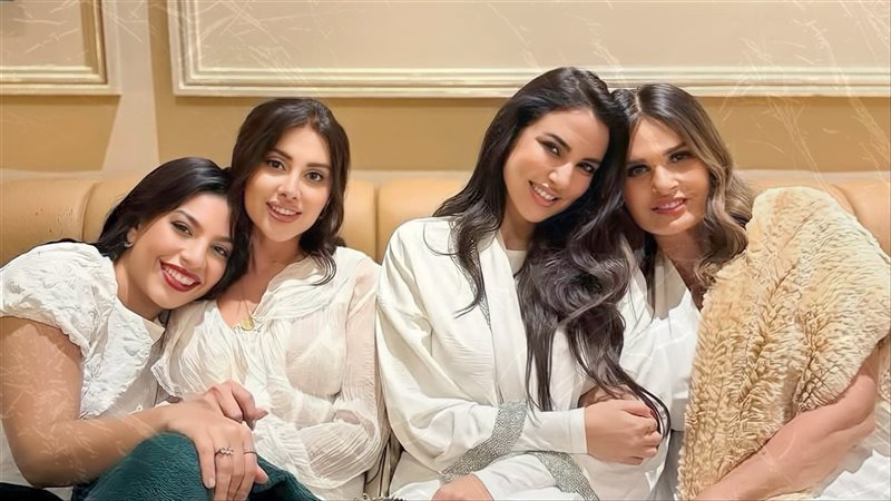 يسرا ودرة وياسمين رئيس ودنيا سامي