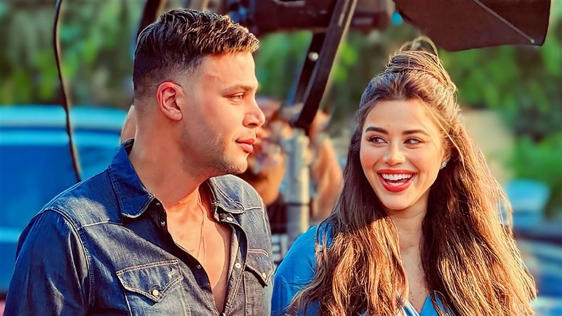 يارا السكرى ومحمد إمام