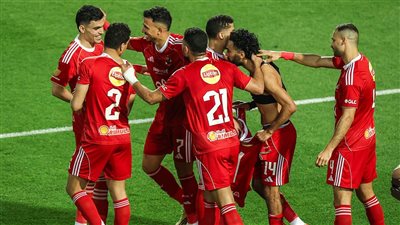 الأهلي يرفع إيقاف المستحقات المالية للاعبين بعد ثلاثية الزمالك
