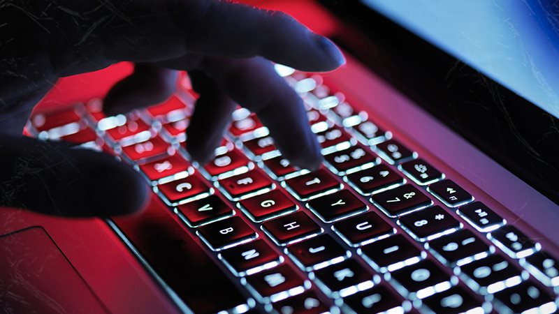 كيف تحمى أولادك الابتزاز