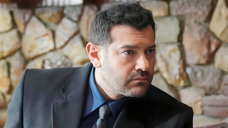 عمرو يوسف