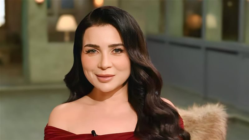مي عز الدين