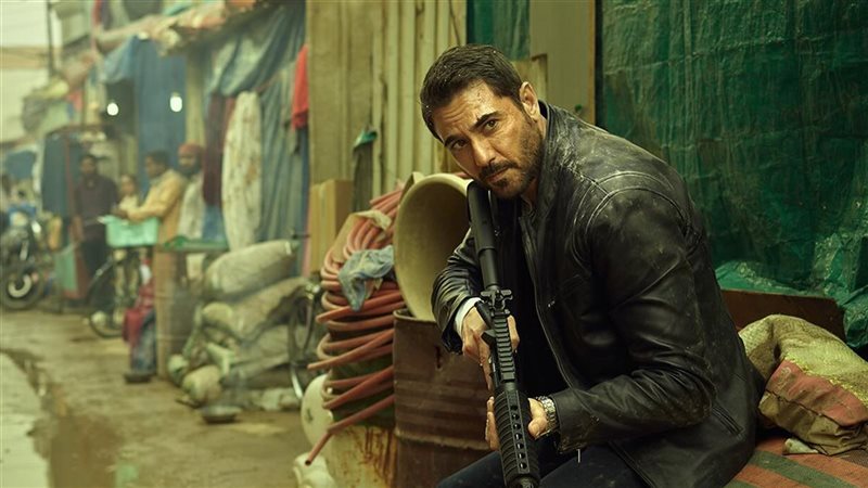 فيلم 7Dogs