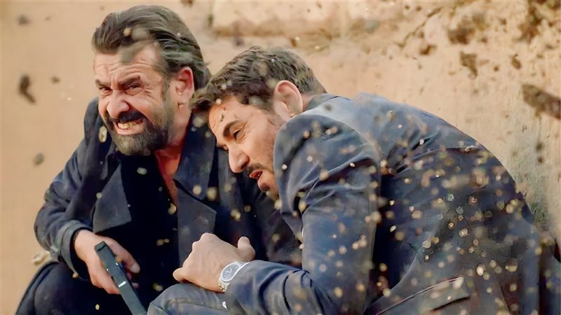 كريم عبدالعزيز وأحمد عز من فيلم Dogs‏ 7 