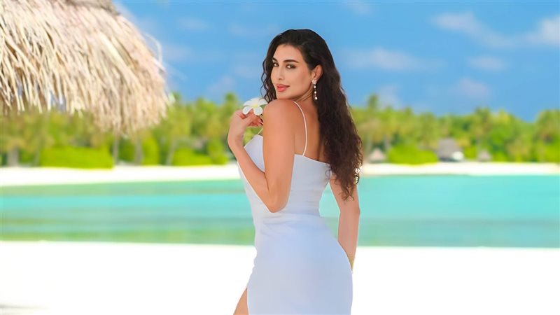  ياسمين صبري