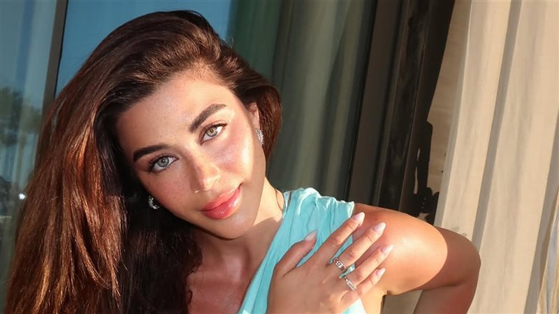 يارا السكري 