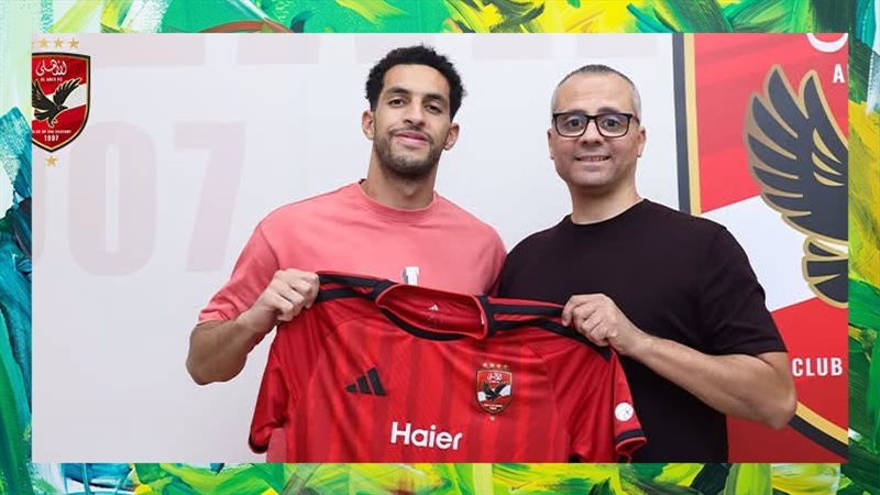 مصطفى شوبير يجدد